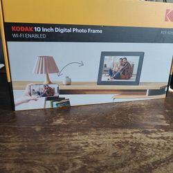 Kodak 10 Inch Digital Photo frame WIFI enabled 