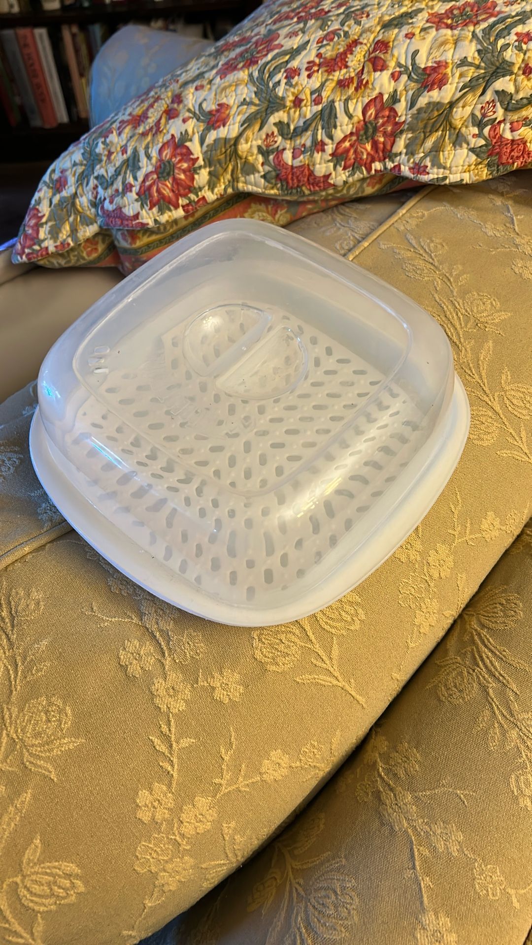 Microwave Vegetable Steamer