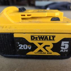 20v Max Xr  5ah  Genuine Battery Working Great Fixed Price 