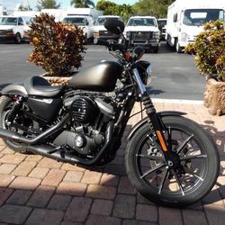 2022 Harley Davidson 883 Sportster 