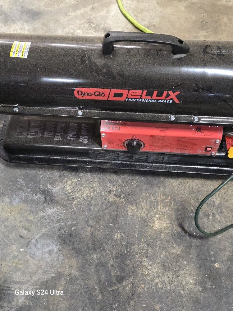 18k Btu Forced Air SALAMANDER Heater.