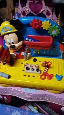 Mickey Mouse tool set