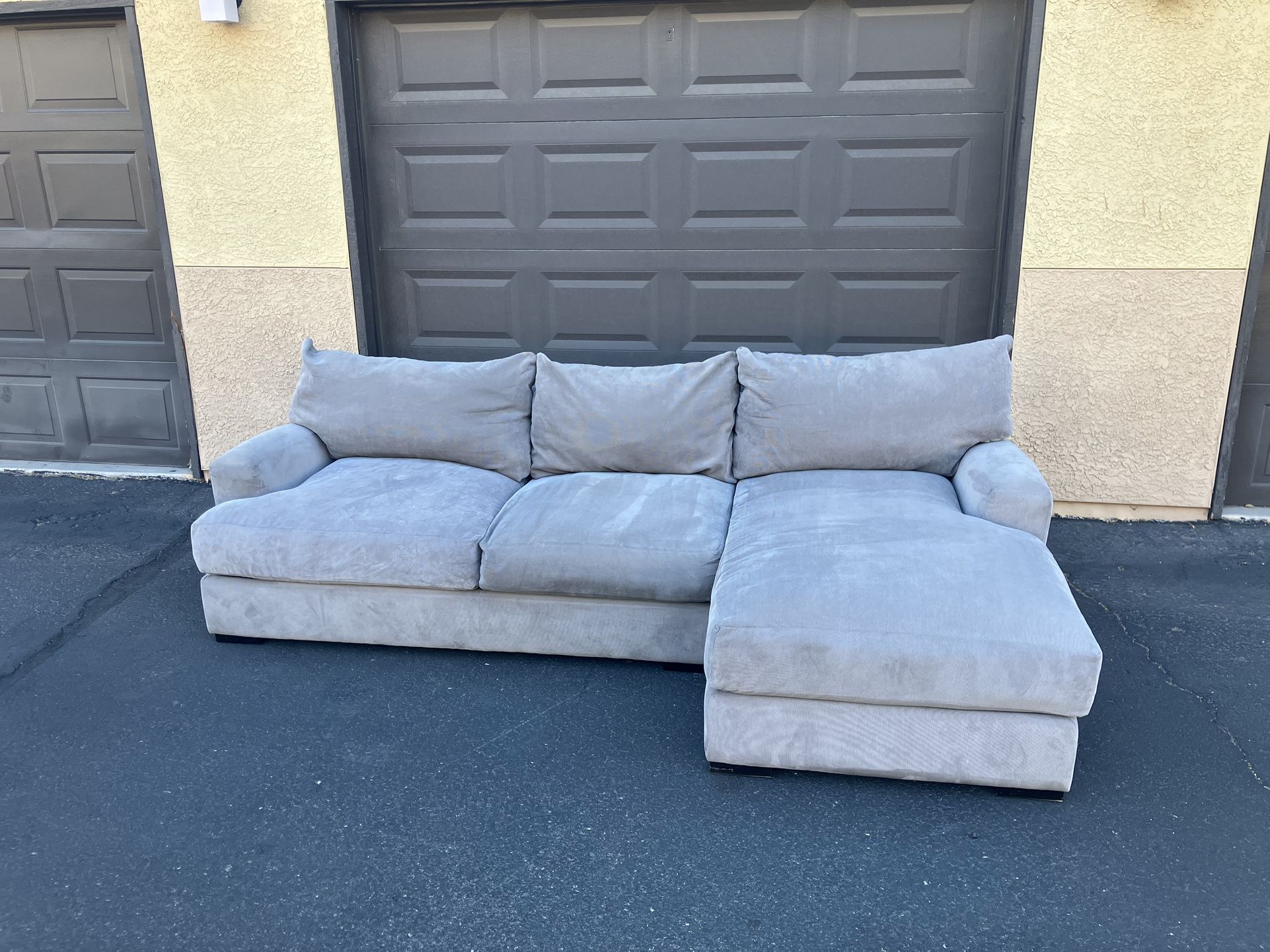 FREE DELIVERY Light Gray Sectional Sofa 