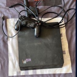 PlayStation 4 Slim