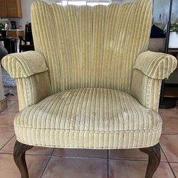 Vintage Tufted Accent Chair