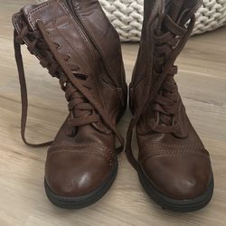 Woman’s Boot,  size 7, Worn once.