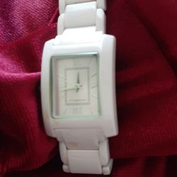 Issiac Mizrah Blush Ceramic Watch