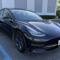 Tesla Model 3 Long Range 