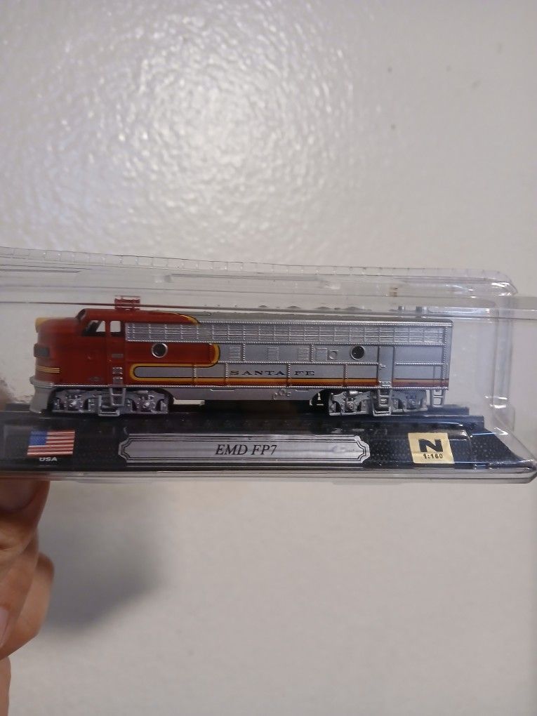 Kato N seale Train