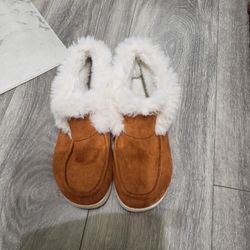 Winter Home Boots