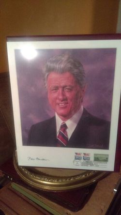 Autographed bill Clinton pic
