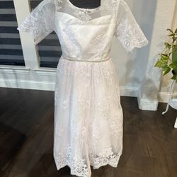 White flower Girl / Holy Communion Dress 