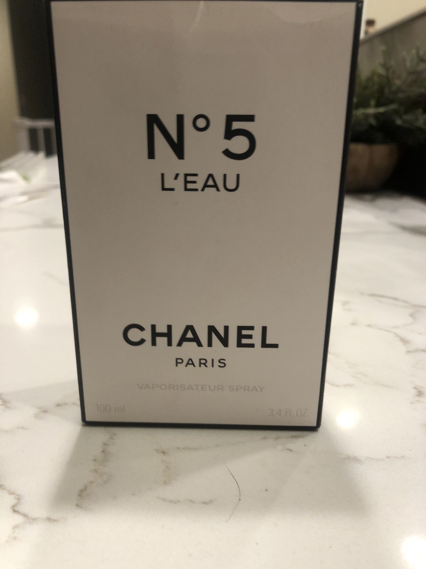N 5 L’EAU CHANEL PARIS