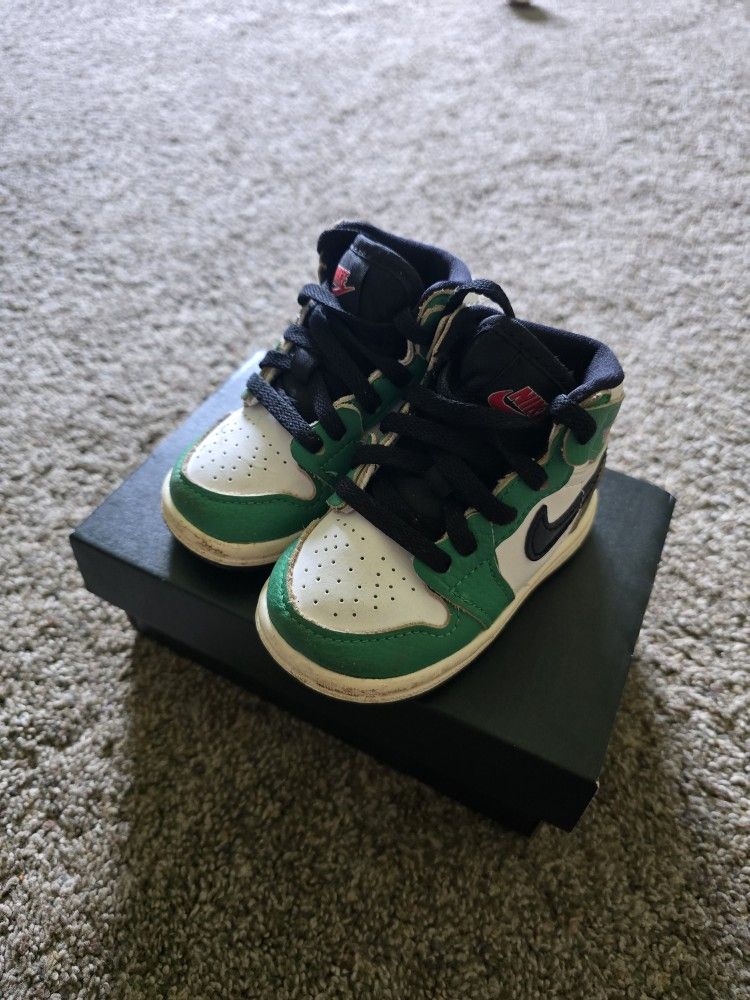 Toddler Air Jordan 1 Retro High OG “Lucky Green” – Size 4C
