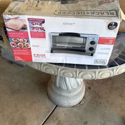 Black+Decker Toaster Oven – Excellent Condition – Includes Tray