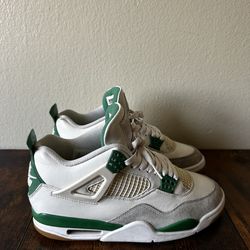 Jordan 4 SB Size 8.5 Men’s
