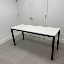 desk excellent quality delivery available for today