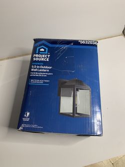 9.5 In Outdoor Wall Lantern