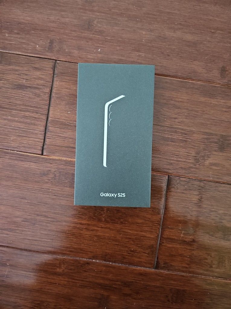 Samsung S25 128GB TMOBILE Sealed