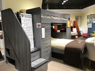 Bunk bed