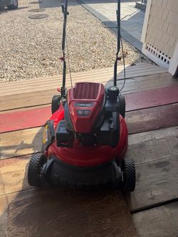 Troy built mulching lawnmower with bagger