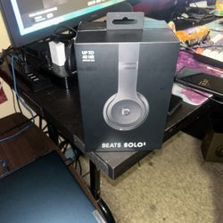 Beats Solo 3 Headphones 