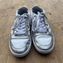 Women’s Vans Sz 7