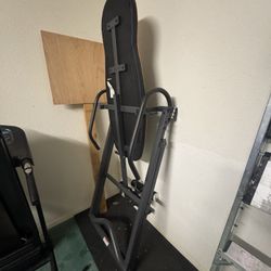 Teeter/ Inversion Table