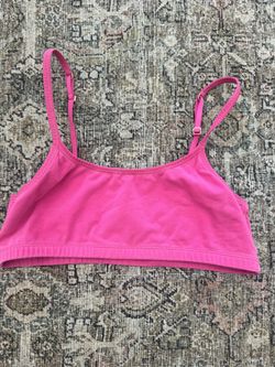  sports bra (size L)
