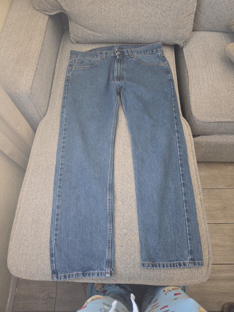 Levis 505