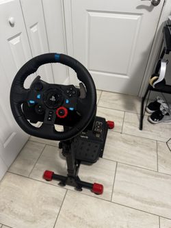 Logitech G29 Racing Wheel Bundle PS5 PS4 PS3