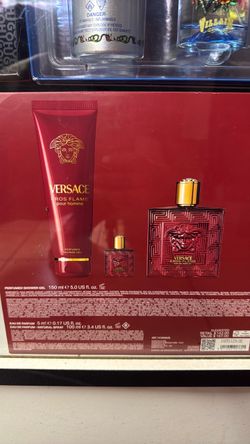 New Versace smells  so good!!