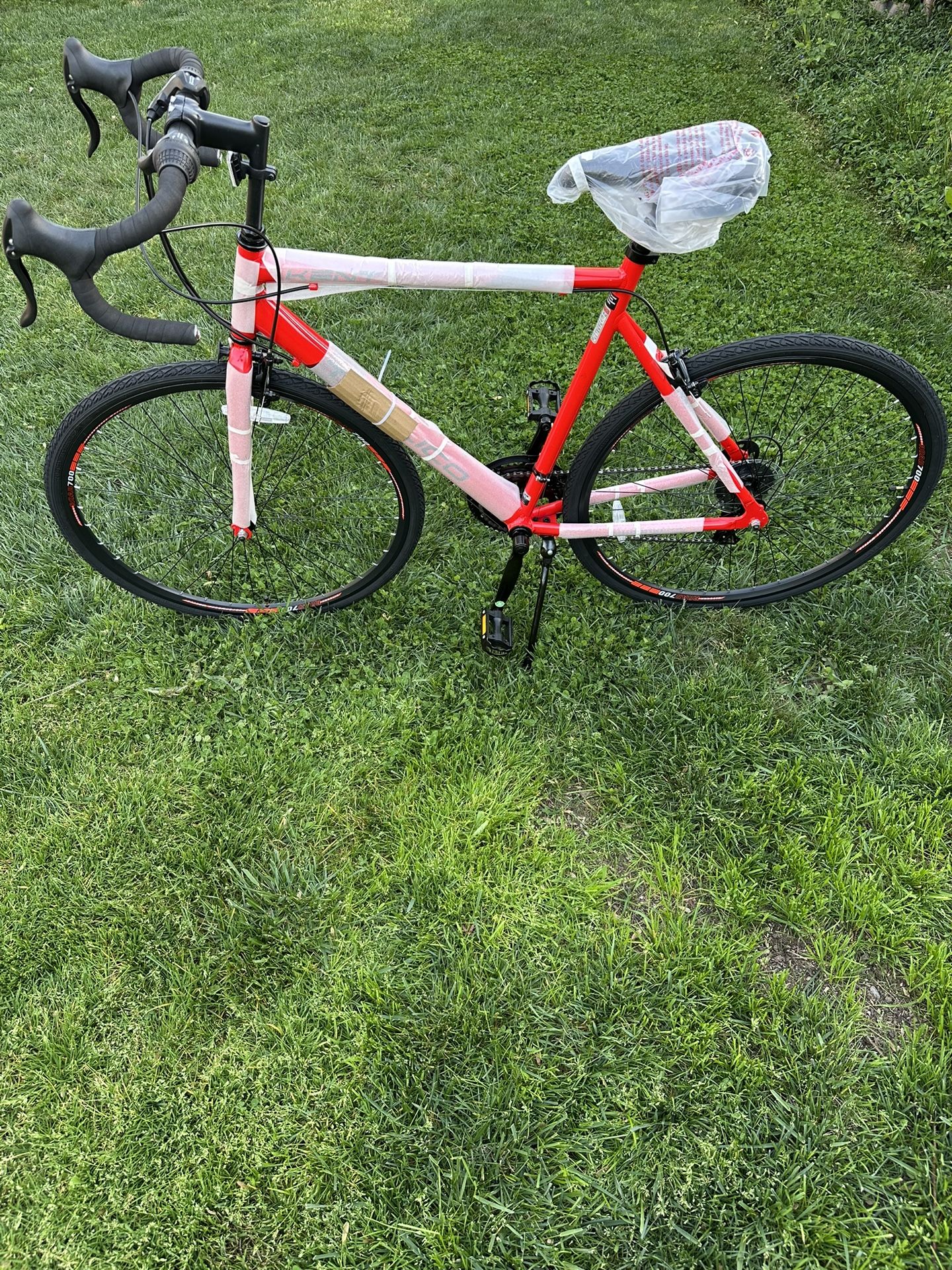 Adults Bike KENT Road 700C TELLICO