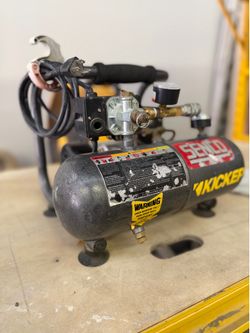 Senco PC1010 Air Compressor