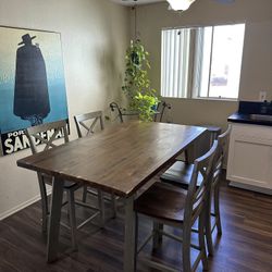 Farm Table With Chairs 