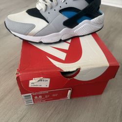 Nike Huarache Size 8.5W/7GS