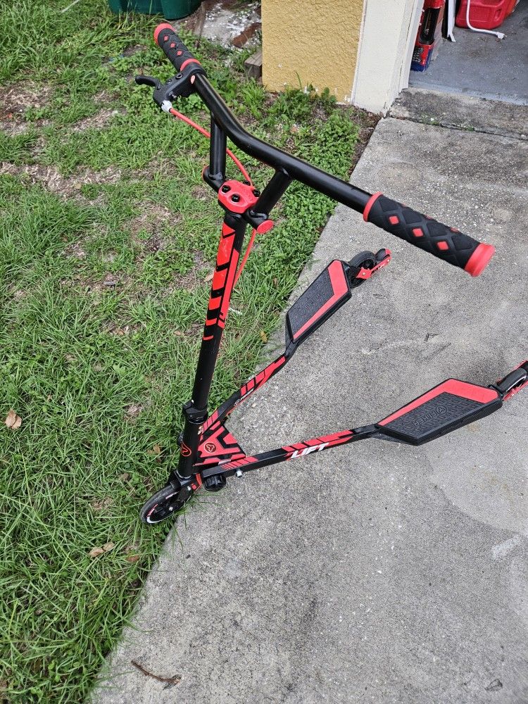 Yvolution Y Fliker Lift L3 Scooter