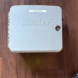Hunter I-CORE Irrigation Controller/Clock