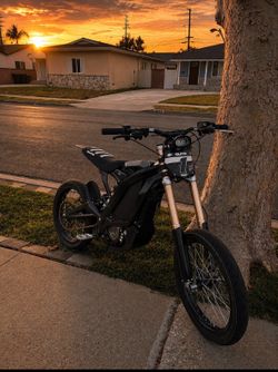 2025 surron