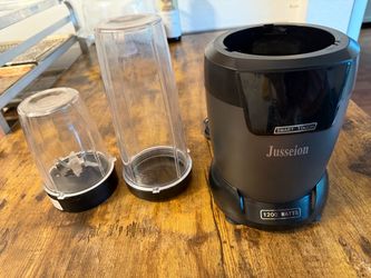 Blender with accessories