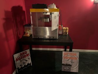 Commercial popcorn machine