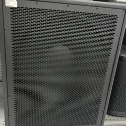 Peavey Dark Matter DM 118 Sub, an 18-inch powered subwoofer
