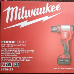 Milwaukee M18 10T Knockout Tool Kit (1/2"-4")