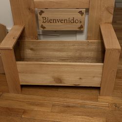Small Bench Planters With Costum Names 