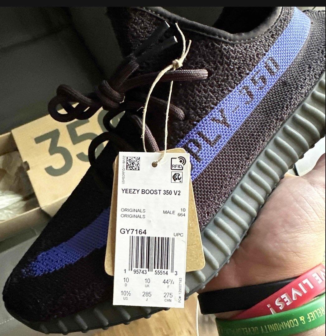adidas gazelle silver green womens adidas Yeezy Boost 350 V2 Core Black Red  Story Cape Town