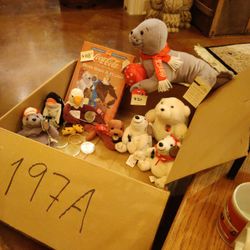 COKE COLLECTIBLE BEANIES/PLUSH SET