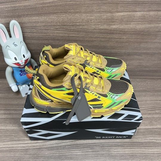 OFF-WHITE Be Right Back 