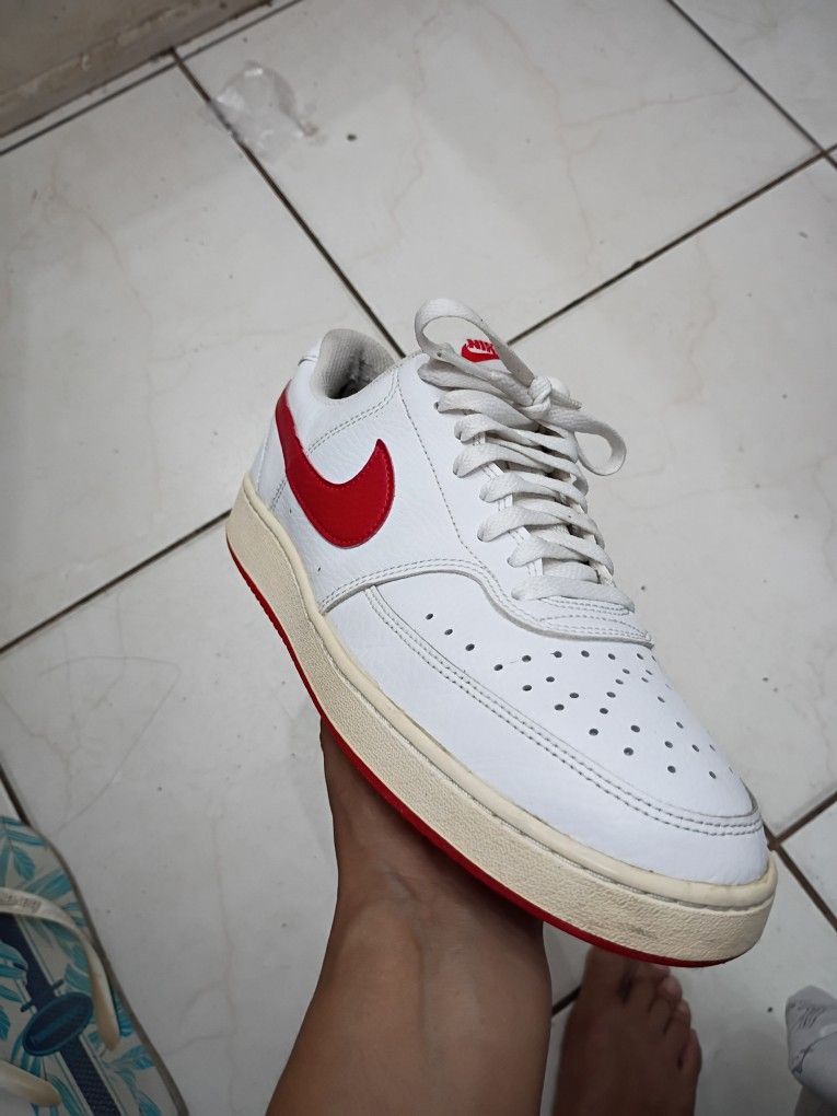 Nike Court side Vidion