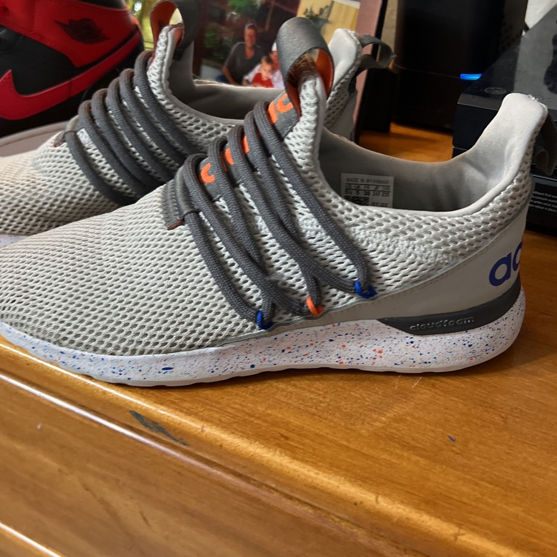 adidas sz 5 1/2