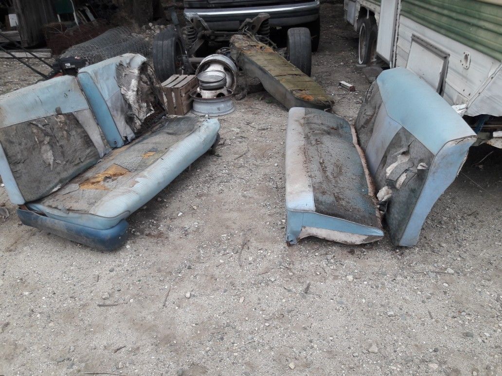 1952 1953 1954 1955 1956 Ford Fairlane seats please read add